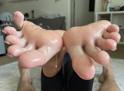Photo d'en-tête OnlyFans de feetnxtdoor