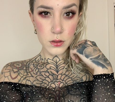 Imagen de encabezado de OnlyFans feralwhitetrash