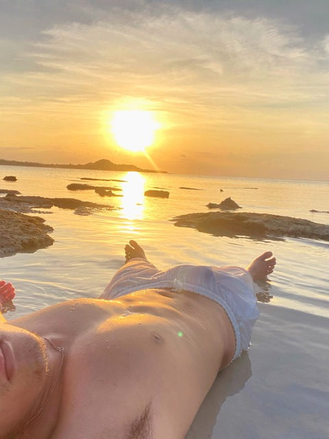 ओन्लीफैंस हैडर चित्र fluk0001