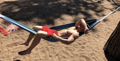 OnlyFans header picture foreign_xo