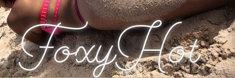 Immagine dell'header di OnlyFans foxyhot