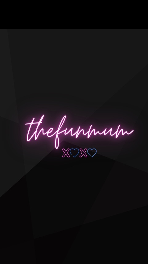 OnlyFans header picture funmum