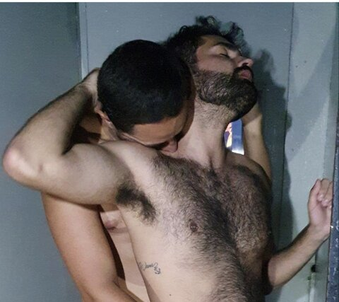 Imagem do cabeçalho do OnlyFans de furryhornny