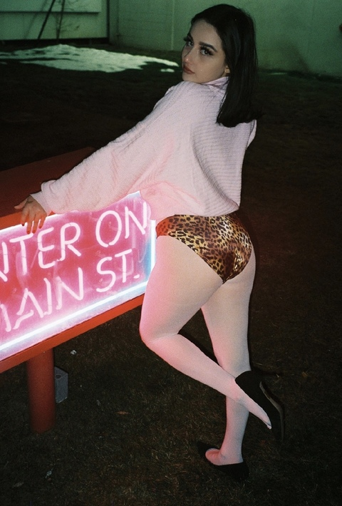 Снимка за заглавие на OnlyFans g0atgirl