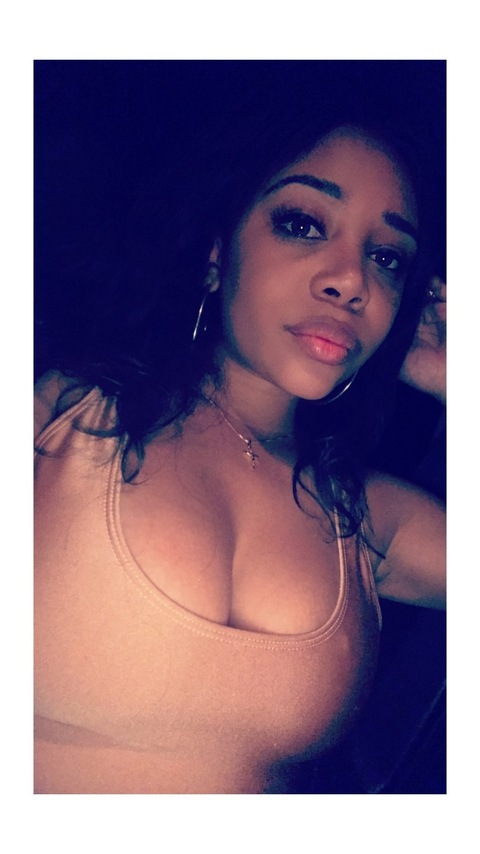 OnlyFans header picture geenana