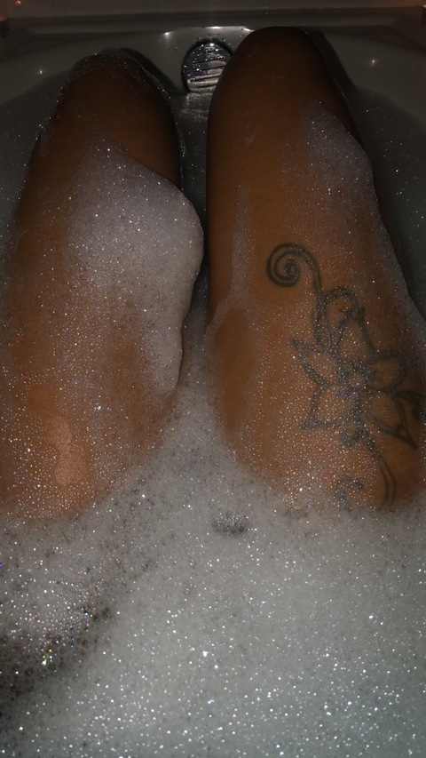 ओन्लीफैंस हैडर चित्र gemini22baby