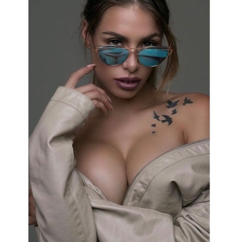 Gambar header OnlyFans gemstone.angel