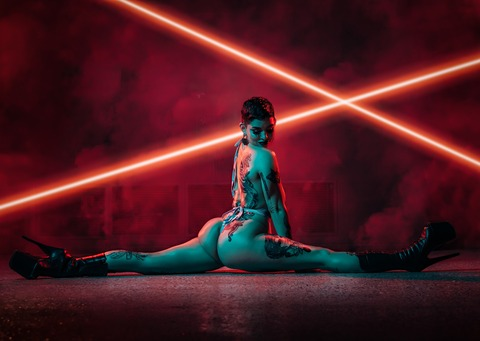 OnlyFans header picture gigidahlia