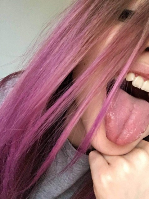 ओन्लीफैंस हैडर चित्र giugiuca