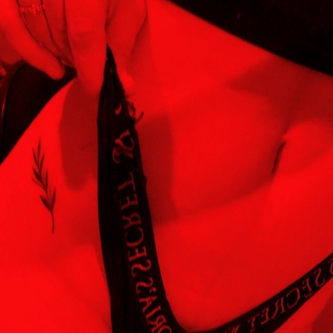 OnlyFans başlık resmi glowbb