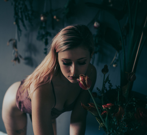 OnlyFans header picture heartcumtz