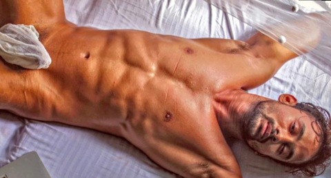 Gambar header OnlyFans hruthsequiera