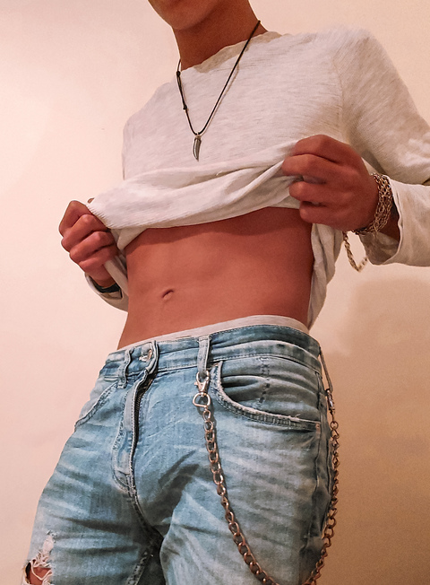 OnlyFans header picture hyndiano