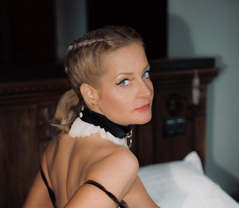 Gambar header OnlyFans ice_siren