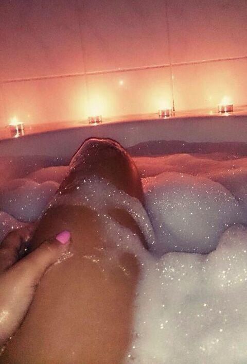 OnlyFans header picture ilona