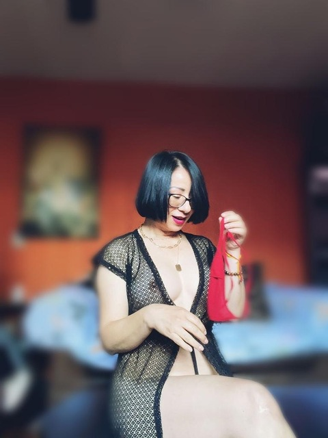 OnlyFans header picture inesexclusiva