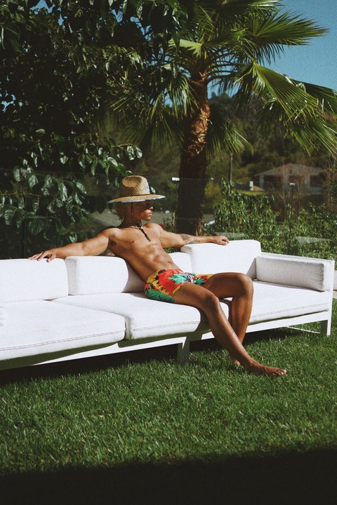 OnlyFans header picture itsballo