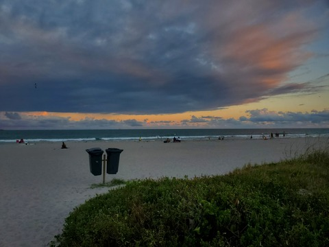 Imagem do cabeçalho do OnlyFans de itsdakotabby