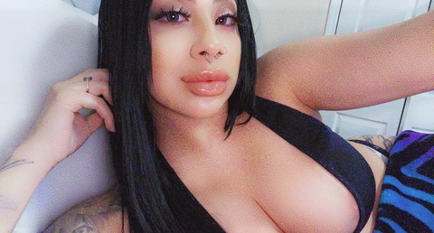 Header afbeelding van OnlyFans itsizzyyiggzz