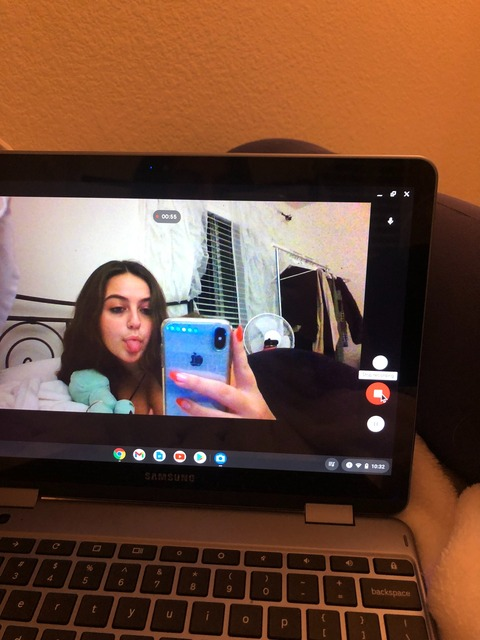 OnlyFans header picture itsjustsoph