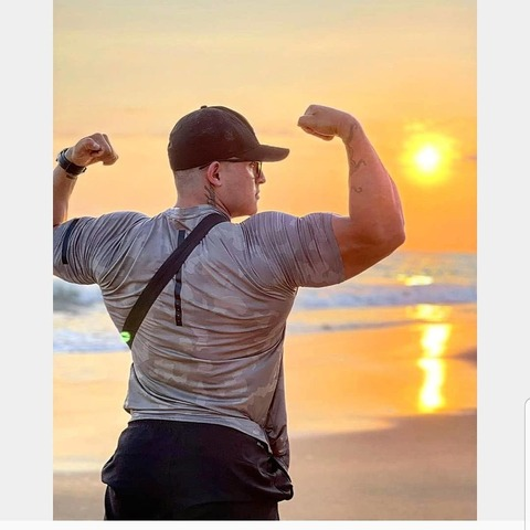 Zdjęcie nagłówka OnlyFans izakalvarado22