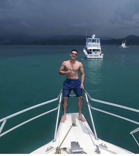 ओन्लीफैंस हैडर चित्र jackob_jj