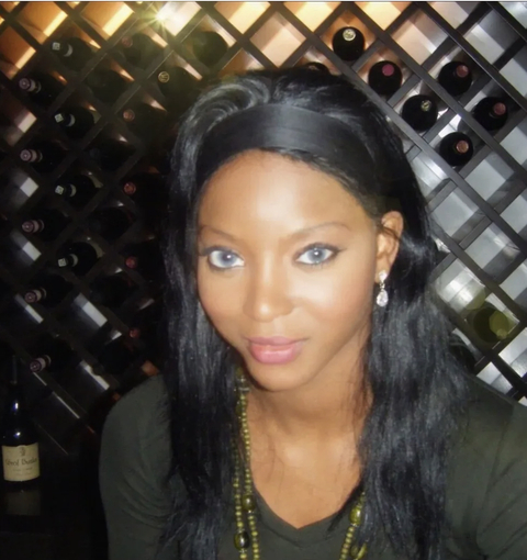 ओन्लीफैंस हैडर चित्र jasminewebb