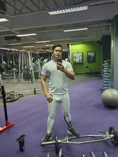 OnlyFans header picture johnnephelim