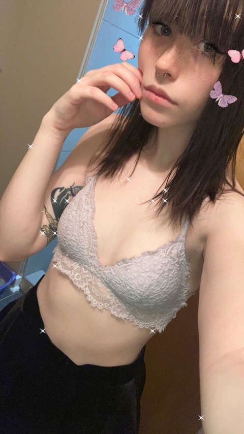 ओन्लीफैंस हैडर चित्र kaceyhollandxxx