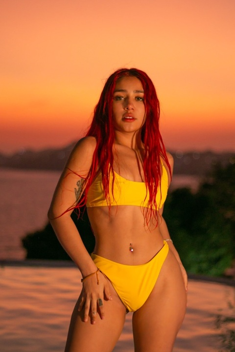 OnlyFans header picture kalyaispuroo