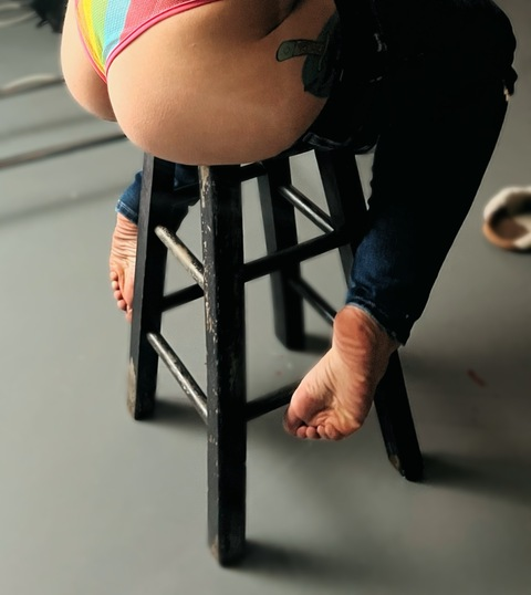 OnlyFans header picture kamalas.garden