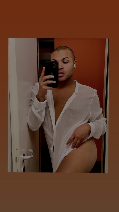 Header afbeelding van OnlyFans kappadelpueblo