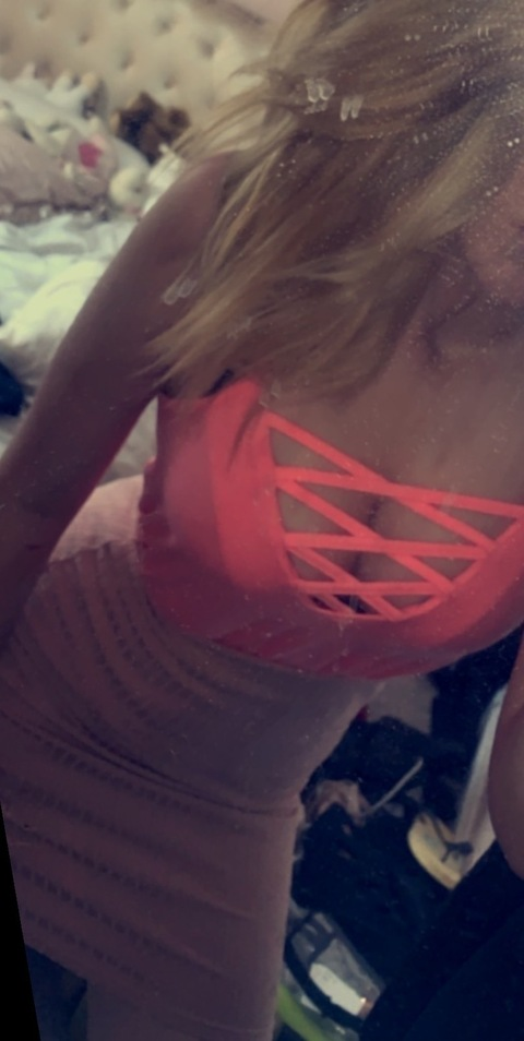 Imagem do cabeçalho do OnlyFans de kaylsmegsx