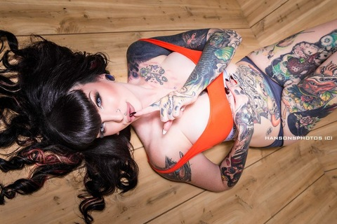 OnlyFans header picture keighlanight1