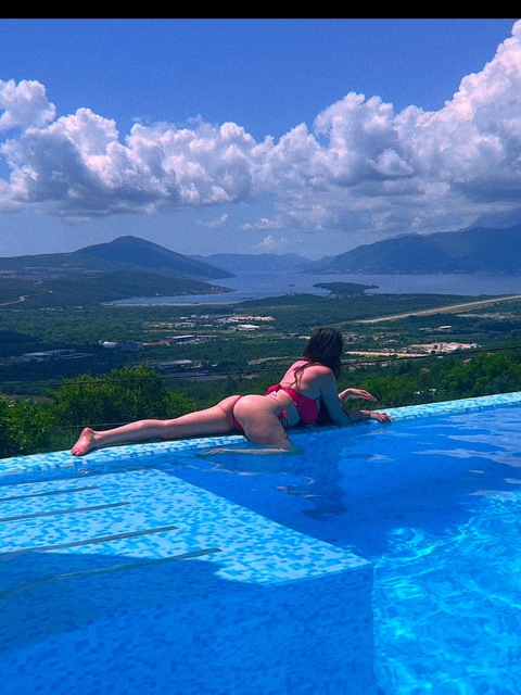 Imagem do cabeçalho do OnlyFans de kicaaw