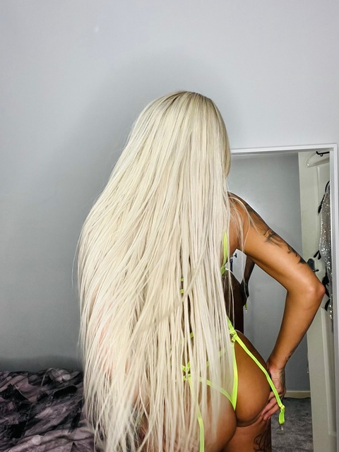 Снимка за заглавие на OnlyFans kiimberlicious