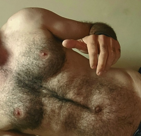 OnlyFans header picture kiltro_p