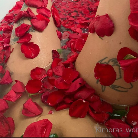 ओन्लीफैंस हैडर चित्र kimoras_world