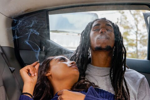 OnlyFans header picture kmvdalex