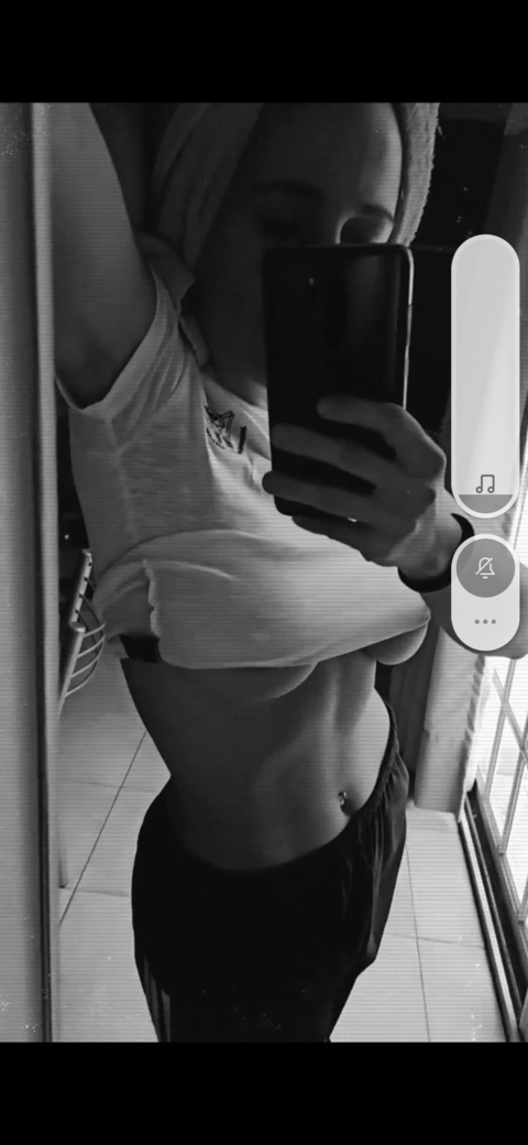 Zdjęcie nagłówka OnlyFans ladelrrioba