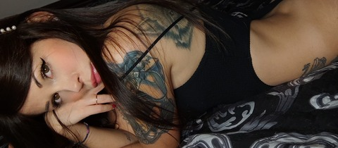 Header afbeelding van OnlyFans laragazzadeilupi