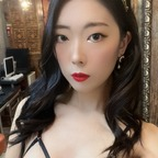 OnlyFans प्रोफाइल चित्र leeeee.mona