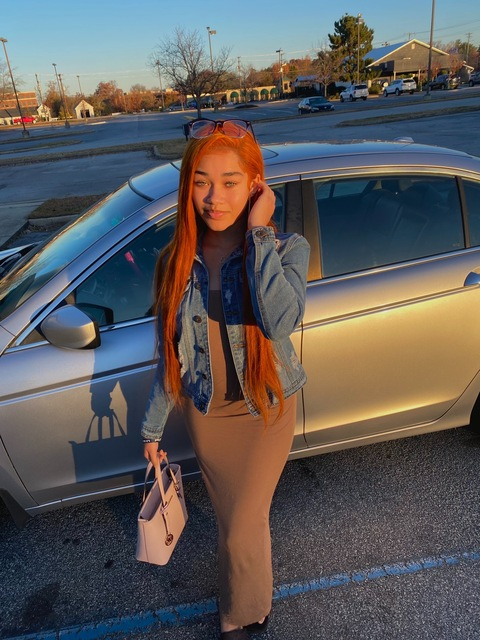 ओन्लीफैंस हैडर चित्र liahh.g1