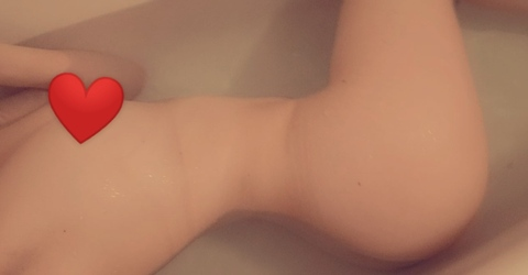 ओन्लीफैंस हैडर चित्र lillunez