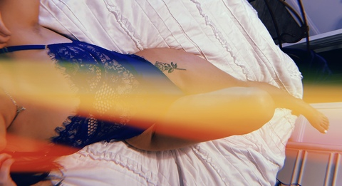 Imagem do cabeçalho do OnlyFans de lilmissalo