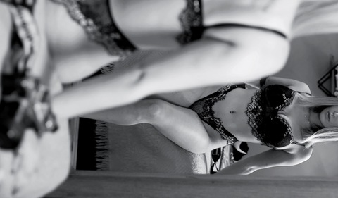 OnlyFans başlık resmi louiseadams