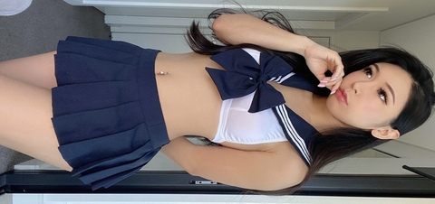 Imagem do cabeçalho do OnlyFans de lucyinthe_