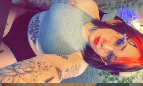 Снимка за заглавие на OnlyFans lunaeclipse33