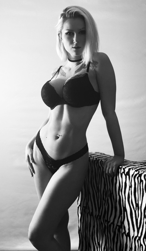 صورة رأس OnlyFans lunaperuna