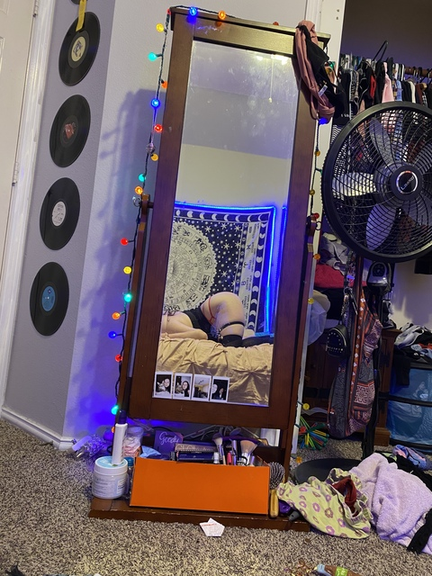 Header afbeelding van OnlyFans madimm